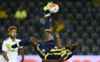 Vidéo: Moussa Sow, le roi des retournés, a encore frappé