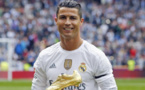 Vidéo : le quatrième Ballon d'or de Cristiano Ronaldo, en cinq buts