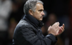 Mourinho félicite les joueurs de MaNU après le match, regardez!!!