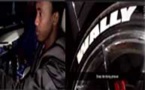 Vidéo -Wally Seck s’offre une nouvelle voiture, une Mercedes avec son nom dessus…Regardez !