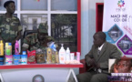 Vidéo: Thione Seck refuse un contrat pour aller chanter Yaya Jameh en Gambie et demande à Youssou ndour.... version Kouthia......