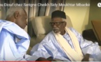 La vidéo de la visite du Président Abdou Diouf au Khalife général des Mourides, regardez...