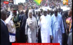 Vidéo: Le Président Macky Sall accueilli en héros au stade de la Gambie.. Regardez!!