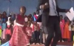 Quand DJ BOUBS danse du Wally Seck avec des enfants, regardez Zéro stress