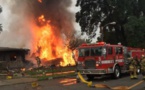 Un avion s'écrase dans une zone résidentielle en Californie: 3 morts et 2 blessés