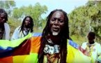 Vidéo- Lamine Mboup et The Foulfayda sort l'album "Porte à Porte"
