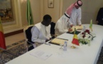 Photos: Le ministre de l’Economie et des Finances Amadou Ba et le Président de la BID, le Dr Bandar Mohammed HAJJAR,ont signé un accord de financement