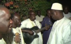 Vidéo-Le président de la République Macky Sall chez Baba Maal : l'artiste magnifie l'oeuvre du chef de l'Etat