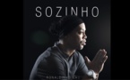 Ronaldinho lance son premier tube solo