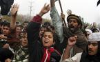 Des Afghans protestent contre Hamid Karzaï et les Etats-Unis