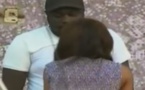 Vidéo - Insolite : Quand Lamine Nar se fait piéger par une femme. A mourir de rire!