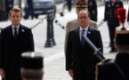 Commémorations du 8-Mai: François Hollande et Emmanuel Macron côte à côte