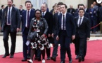 Sibeth Ndiaye, conseillère d'Emmanuel Macron, fait le buzz avec un look décalé