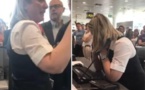 La situation dégénère à l'aéroport de Zaventem: un passager furieux est si agressif que l'hôtesse termine en pleurs (Vidéo)