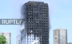 Londres: plusieurs morts dans le gigantesque incendie d'un immeuble