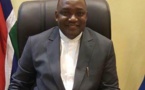 Le président gambien, Adama Barrow ferme le journal "Observer"