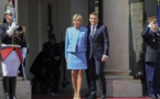 Panique à l'Elysée: un homme s'en prend à Emmanuel Macron dans la cour !