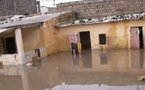 LEURS MAISONS FAMILIALES ENGLOUTIES PAR LES EAUX: Des jeunes tentent de séquestrer le maire de Yeumbeul Sud