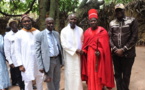 Le Premier ministre Mahammed Dionne, hôte du roi d'Oussouye, Simbiloumbay Diédhiou pour la consolidation de la Paix en Casamance