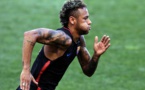 Neymar a annoncé son départ à ses coéquipiers