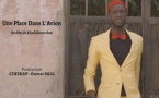Vidéo: L’acteur Sénégalais Sanex dans un nouveau film, "Une place dans l’avion". Regardez