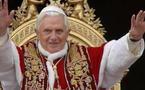 [Vidéo] Au lendemain de son agression, le pape donne sa bénédiction de Noël