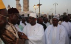 Vidéo-Touba: En l’absence du Khalife général, le Président Macky Sall reçu par...