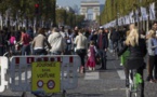 Marché de Noël supprimé : les forains menacent de bloquer Paris lundi