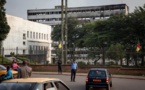 Cameroun: spectaculaire incendie à l'Assemblée nationale à Yaoundé (VIDEO)
