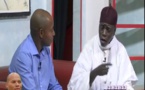 Vidéo: Abdoulaye WADE et Karim créent une nouvelle chanson pour Macky Sall (kouthia show) à mourir de rire