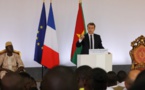 Tournée en Afrique: Macron a-t-il créé un incident diplomatique en se moquant du président du Burkina-Faso ?