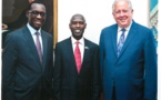 Vidéo: L’ambassadeur des USA dans un « Tangana » (une gargote)… Regardez