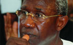 Des diplômes douteux : Iba Der Thiam chante les licences de Wade, incapable du moindre acte au profit du Sénégal