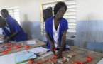 Fatoumata Sakiné :  l’électricienne bâtiment qui bouscule les hommes sur «leur» terrain de jeu (PORTRAIT)
