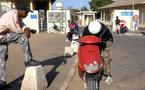 Des Sénégalais sous le choc du départ des troupes françaises de Dakar