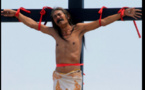 Philippine: Découvrez Ruben Enaje l’acteur qui se fait crucifier chaque vendredi Saint