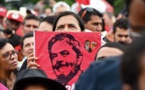 Première nuit en prison pour Lula
