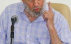 Après quatre ans, Fidel Castro revient et annonce la fin du monde