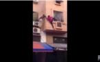 Vidéo: Un autre Mamoudou Gassama sauve des vies après un incendie au Maroc