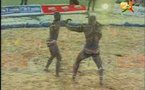 [ V I D E O ] Gouy Gui impose sa force et terrasse Mbaye Diouf