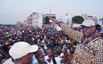 Un nouveau sondage donne toujours Macky Sall au coude à coude avec Wade