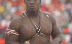 Drapeau du PM Ndéné Ndiaye Tonnerre / Papa Sow en ouverture