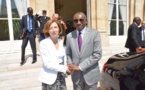Fake news :  Annoncé gravement malade, Sidiki Kaba signe un accord avec la ministre française des Armées, Mme Florence Parly  