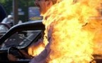 Un homme s’immole par le feu à Paris