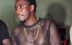 Le nouvel accoutrement de Wally Seck qui secoue la toile ! (04 photos)
