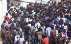 [Photos] Rufisque : la route nationale barrée suite à une manifestation d’élèves  du lycée moderne