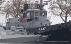 VIDEO - La Russie capture trois navires ukrainiens en mer Noire