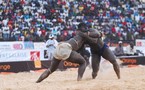 [ VIDEOS-Photos ] Lutte : Victoire de Zoss sur Issa pouye