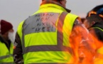 Un "gilet jaune" meurt renversé par un poids lourd