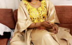 PHOTOS - Sagnsé en mode vendredi: La belle Esther Ndiaye toute en charme !